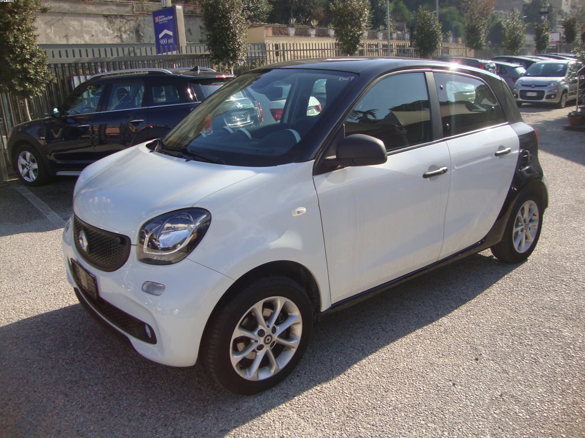 SMART FORFOUR 1000 YOUNGSTER 52 KW ITALIA