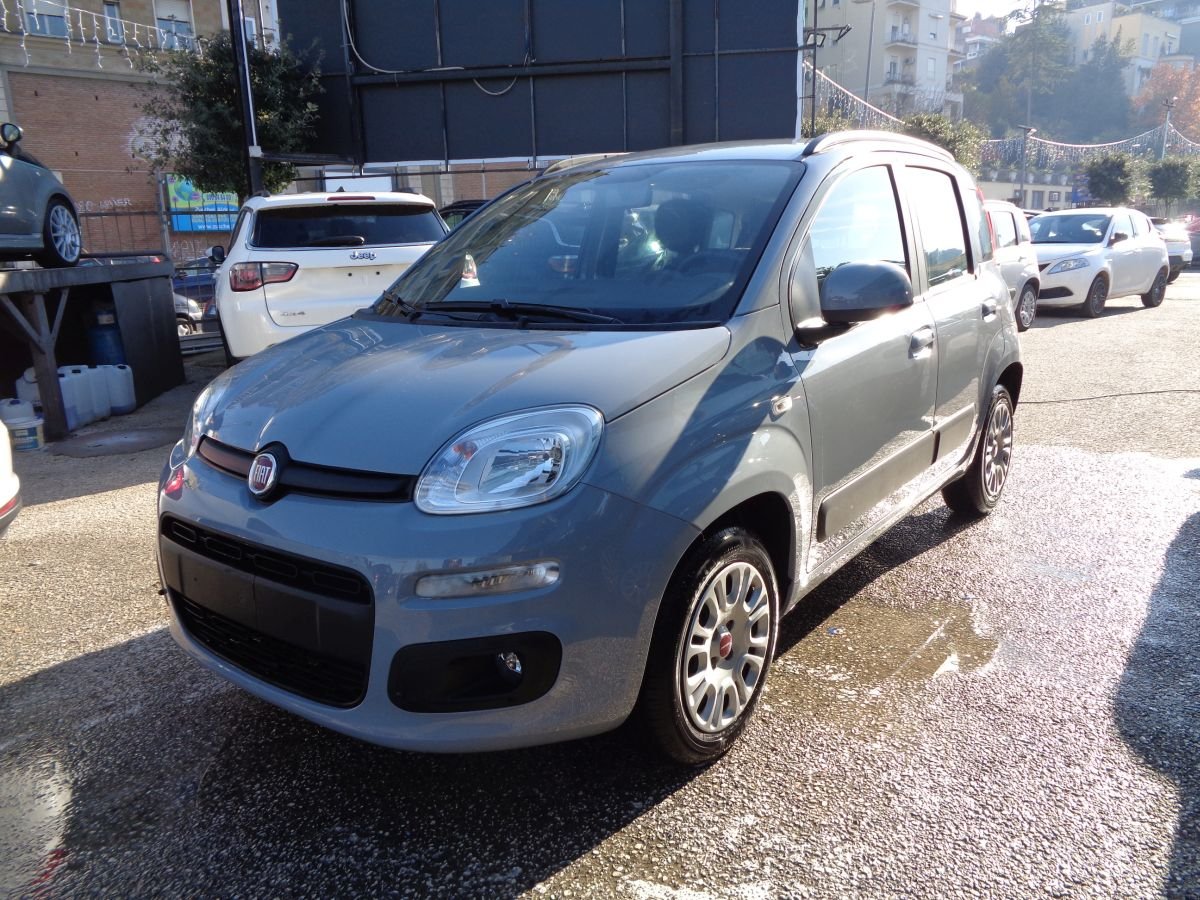 1200 LOUNGE 69 CV 5 POSTI