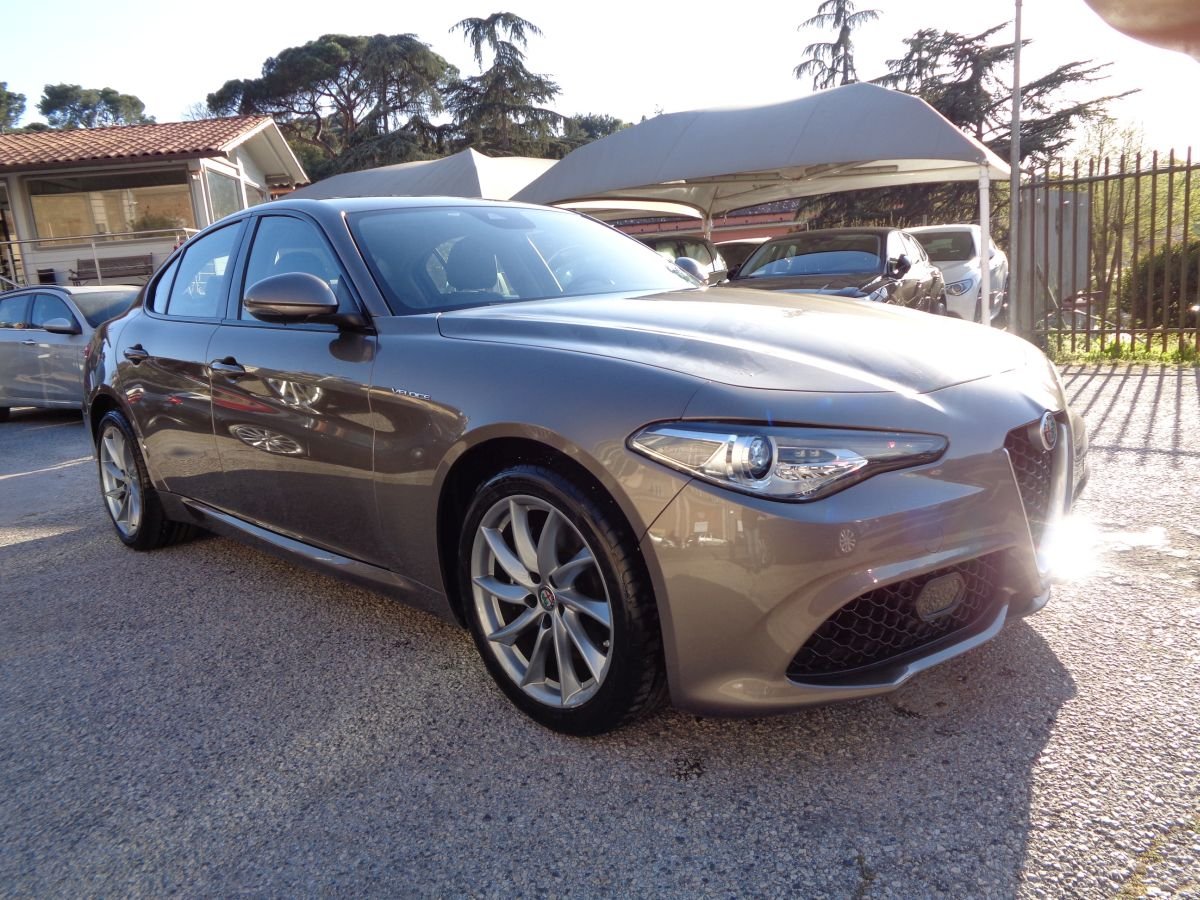 2200 TD VELOCE 210 CV Q4 AT8 ITALIA