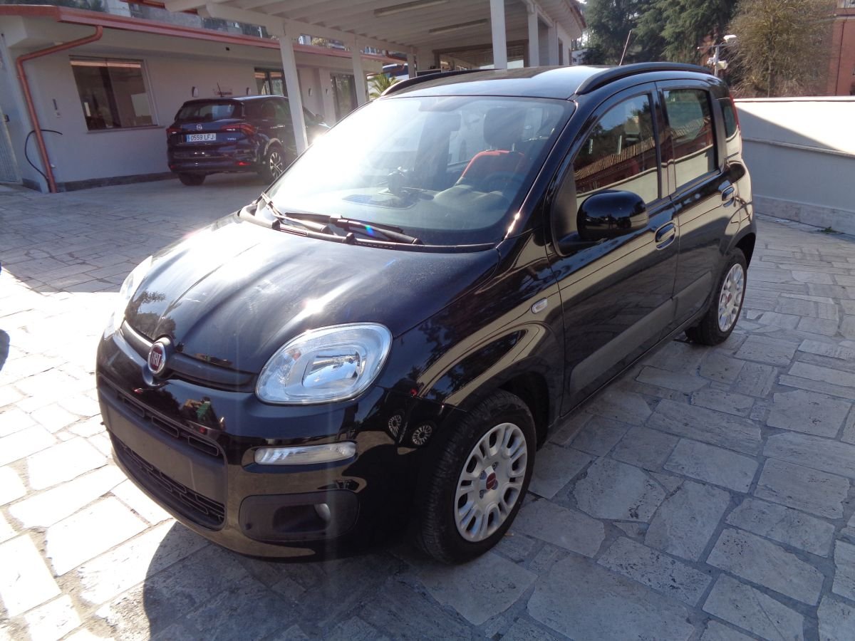 1200 LOUNGE 69 CV 5 POSTI ITALIA