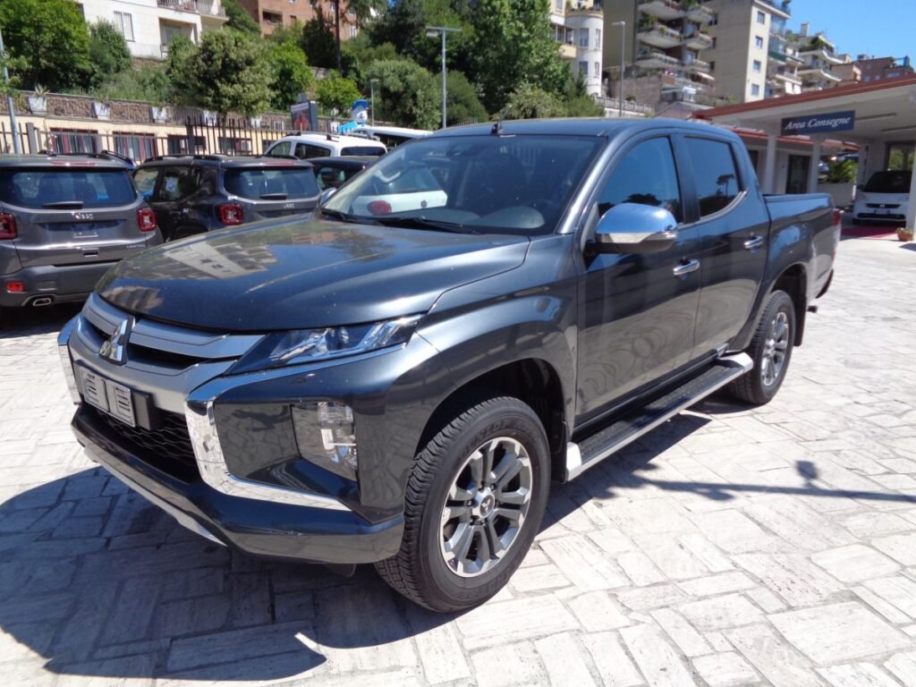 2300 TD INTENSE DOUBLE CAB 150 CV 4X4 AUT. ITALIA