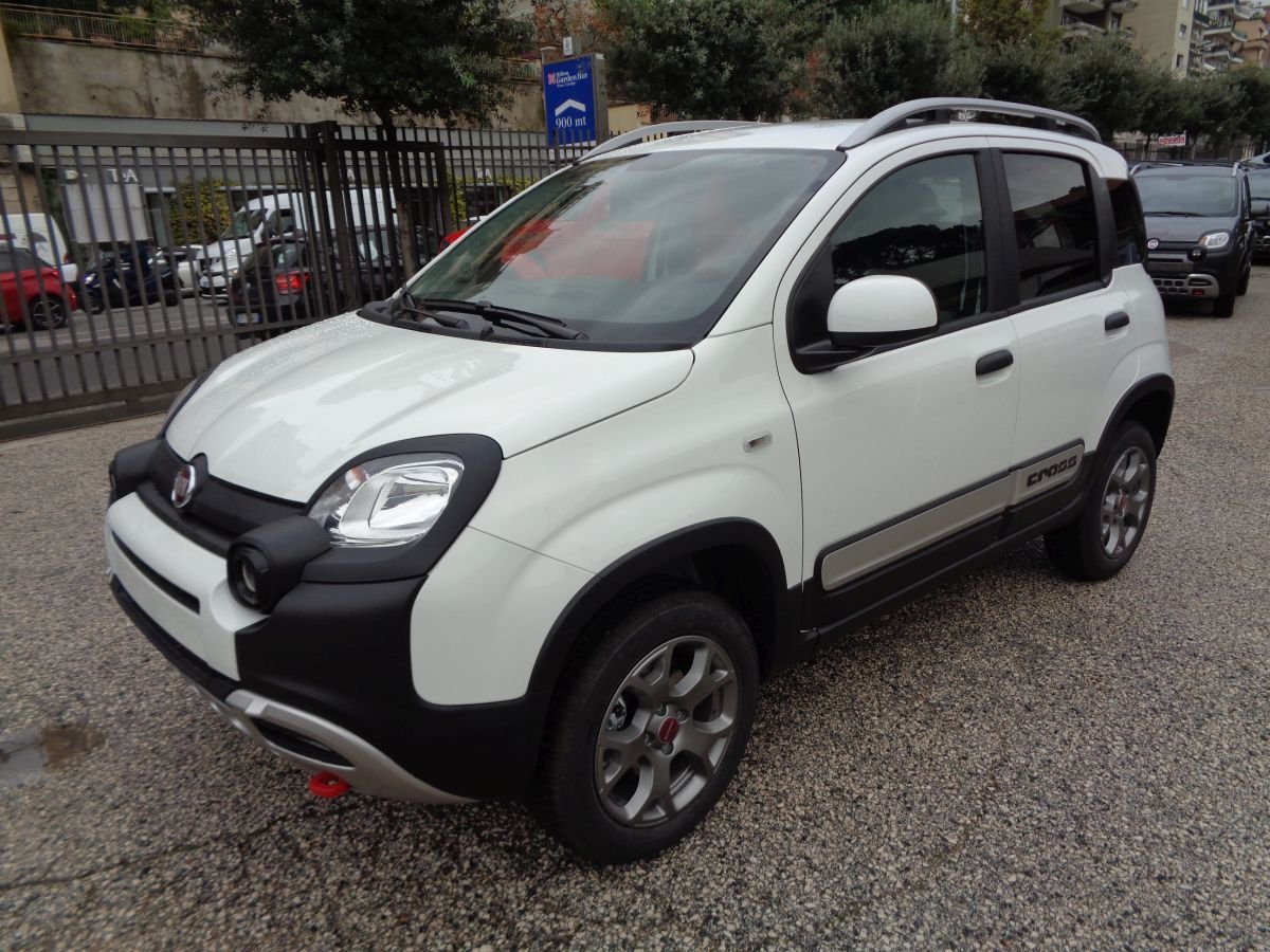 900 TWINAIR CROSS 85 CV 4X4 KM 0 CARPLAY