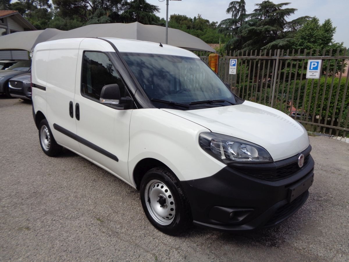 1300 MJT CARGO 95 CV