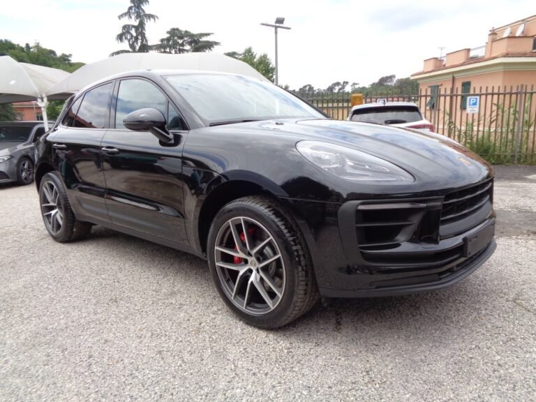 PORSCHE MACAN S