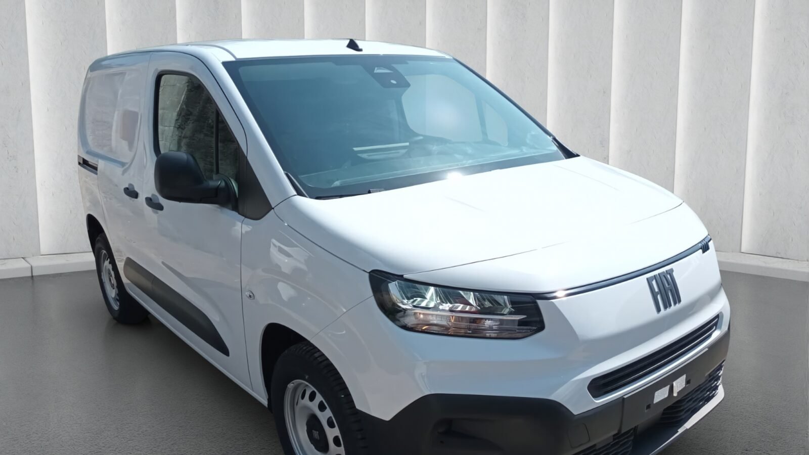1500 BLUEHDI FURGONE 100 CV L2H1 KM 0