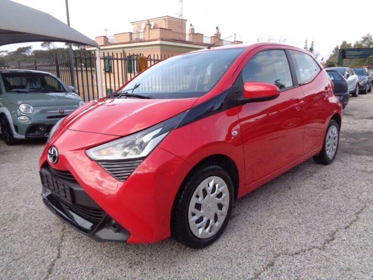 TOYOTA AYGO